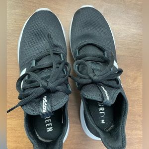 Women’s adidas shoes size 7.5
